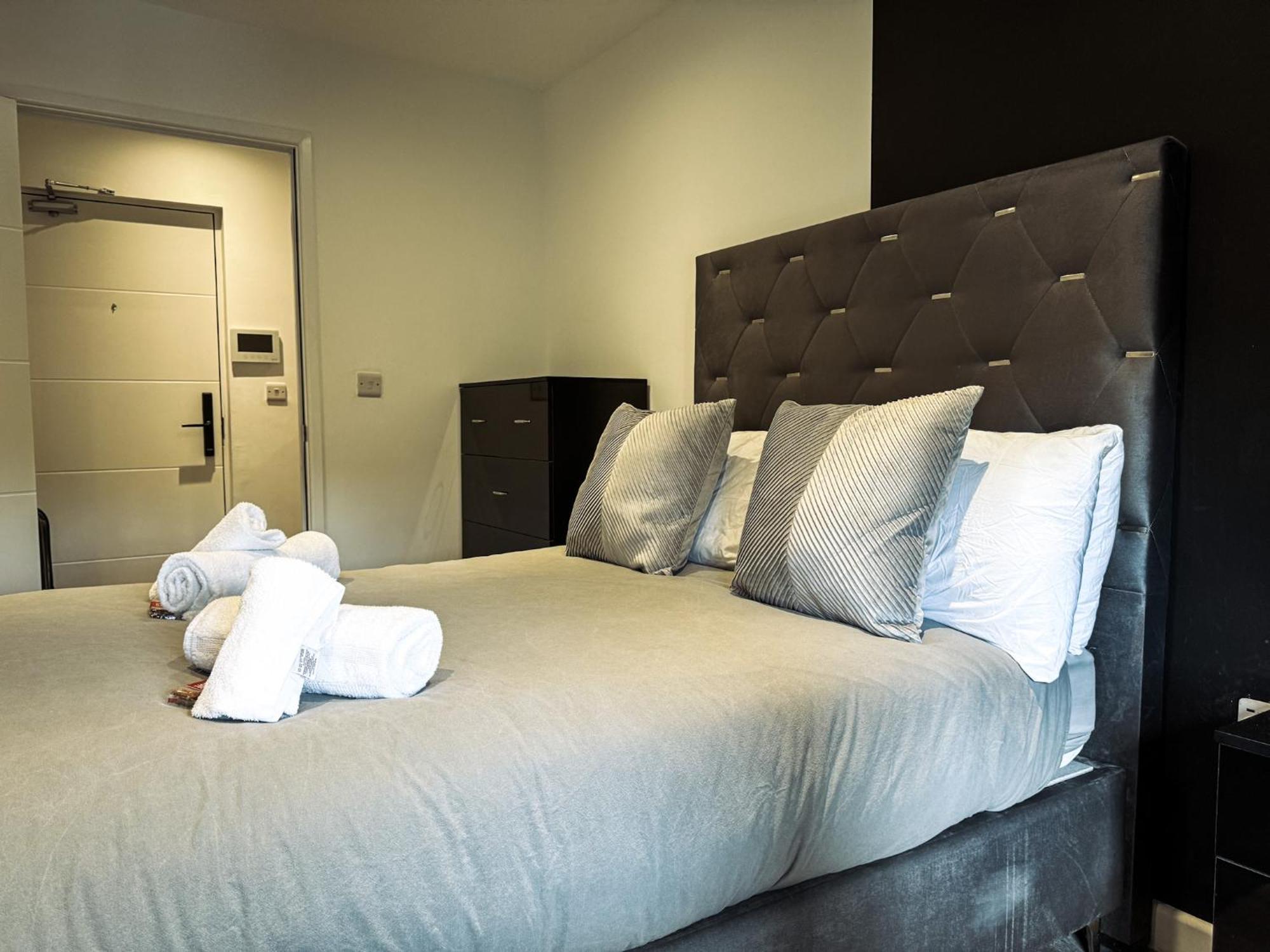 The Seven Suites Ливърпул Екстериор снимка