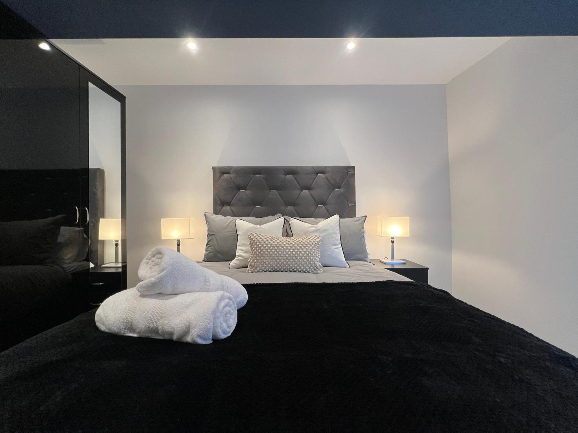 The Seven Suites Ливърпул Екстериор снимка